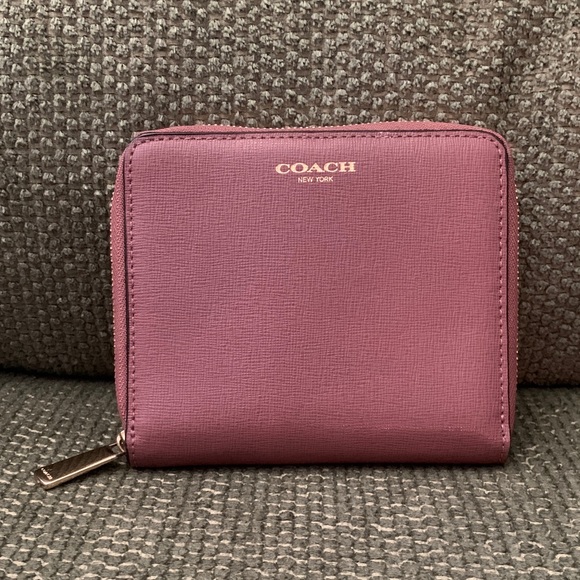 Coach Handbags - Coach Mauve Billfold Wallet